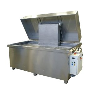 Masina automata de spalat piese din inox cu sistem de curatare ecologica si rapida